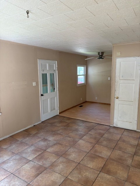 1007 West Tremont Street Champaign, IL 61821 - Photo 9 of 20 Gallery Image 9