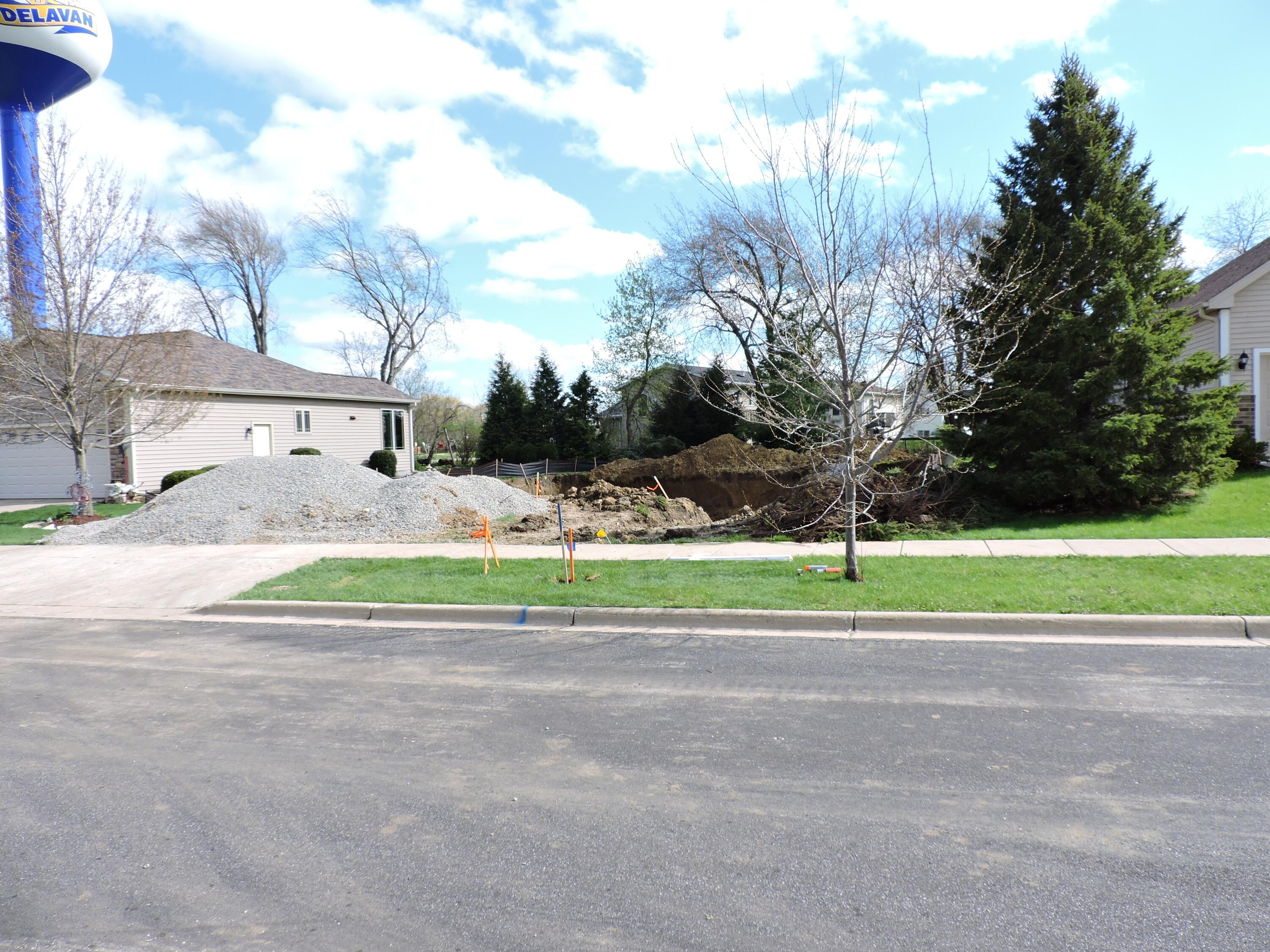 1508 Tamarack Street Delavan, WI 53115 - Photo 2 of 8 Construction