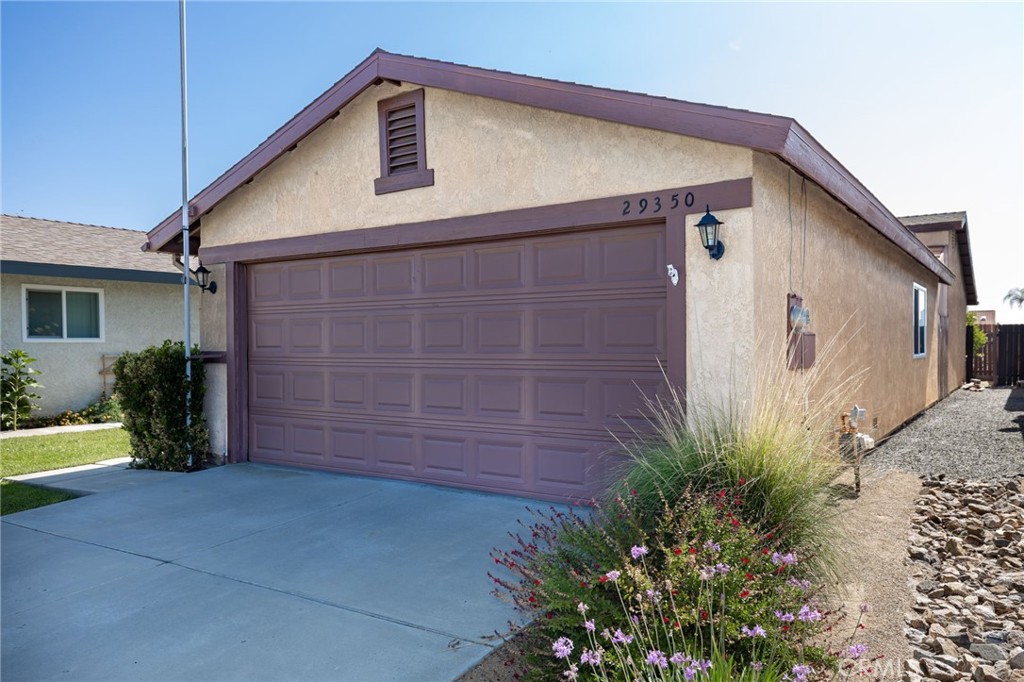29350 Murrieta Road Menifee, CA 92586 - Photo 3 of 25