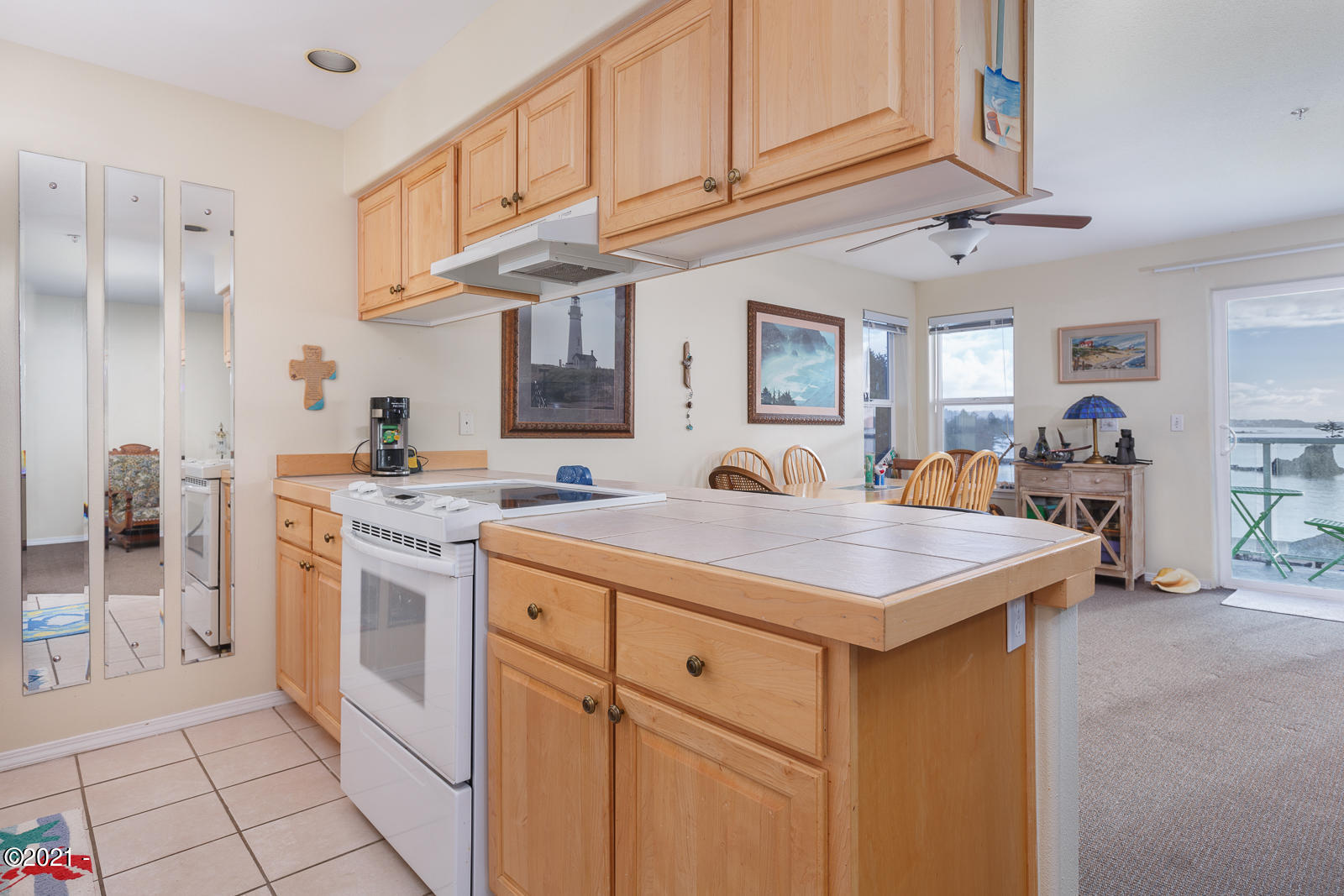 5201 Southwest Highway 101 Lincoln City, OR 97367 - Photo 7 of 19 WatersEdgeUnit401-04