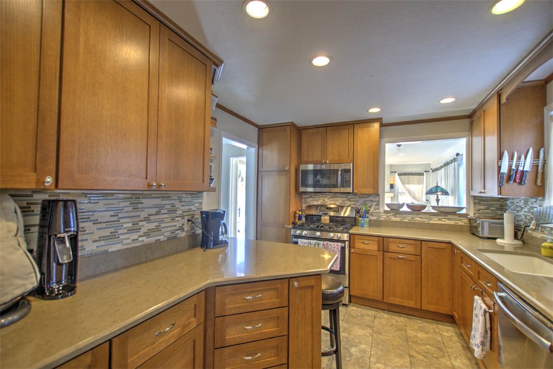 369 South Woodale Avenue Decatur, IL 62522 - Photo 15 of 23 Gallery Image 15
