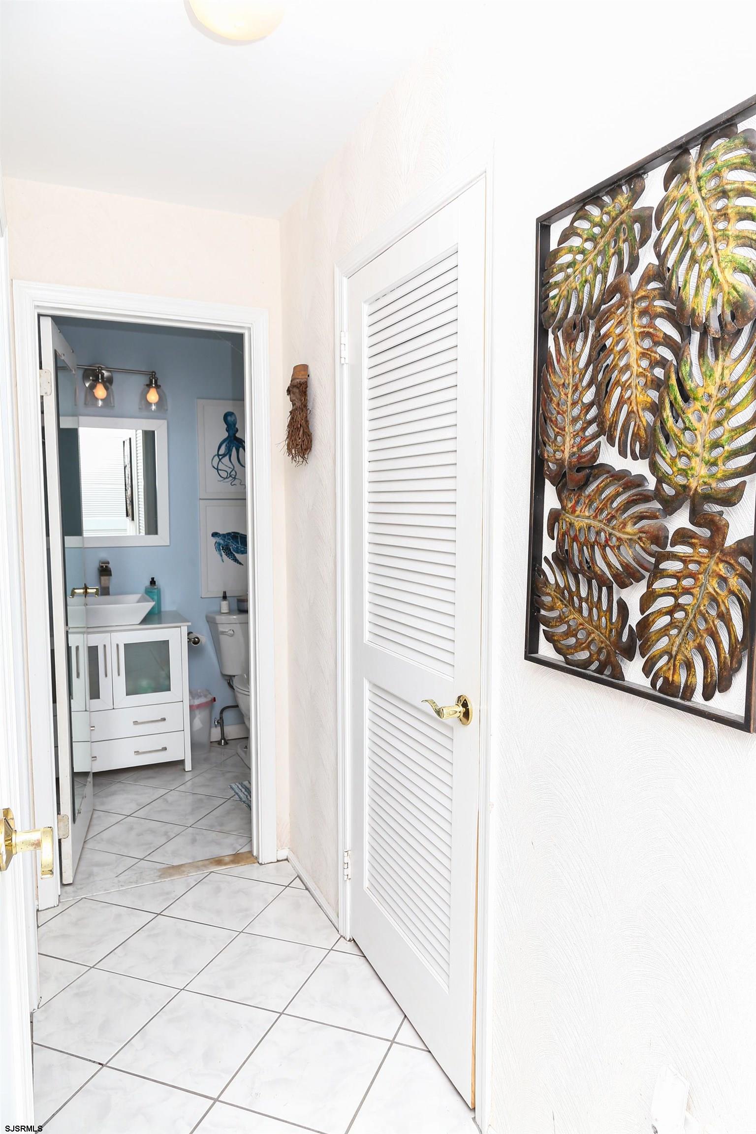 12 Gull Cove Brigantine, NJ 08203 - Photo 24 of 50 a view of a room with white walls
