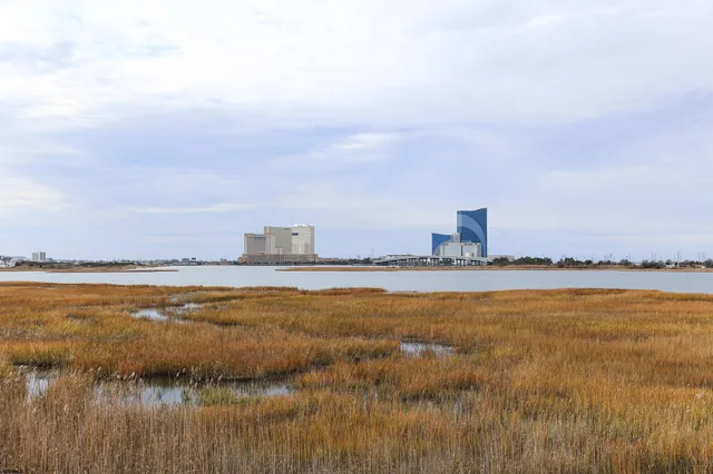 $2,800 | 12 Gull Cove, Brigantine, NJ 08203