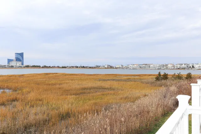 $2,800 | 12 Gull Cove, Brigantine, NJ 08203