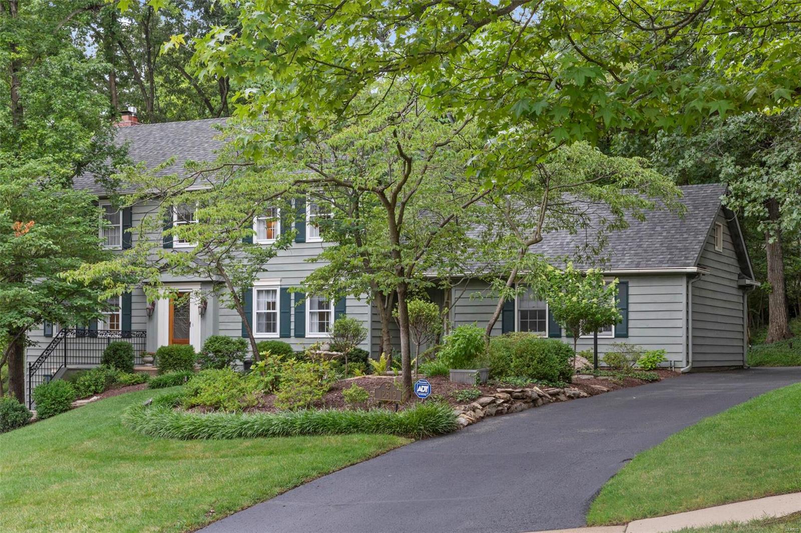 12819 Huntercreek Road St. Louis, MO 63131 - Photo 1 of 67 Gallery Image 1