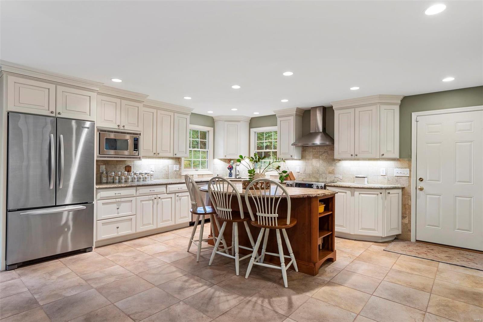 12819 Huntercreek Road St. Louis, MO 63131 - Photo 18 of 67 Gallery Image 18