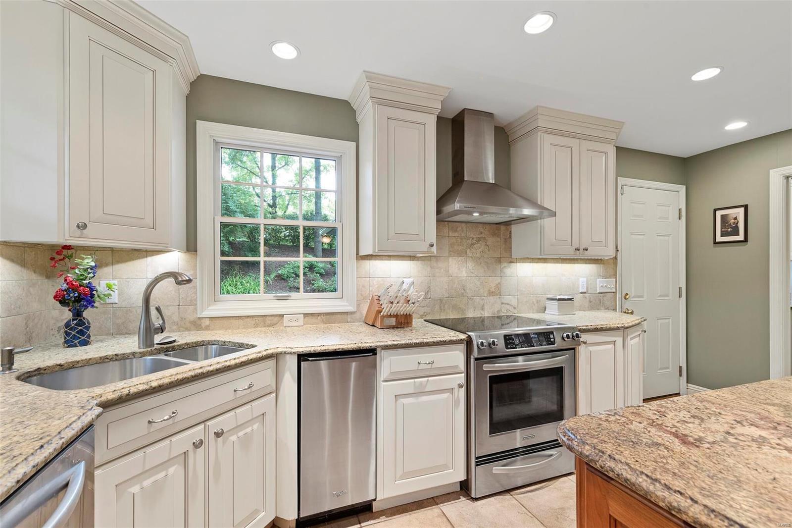 12819 Huntercreek Road St. Louis, MO 63131 - Photo 20 of 67 Gallery Image 20