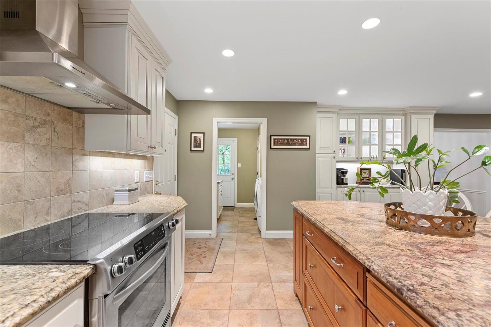 12819 Huntercreek Road St. Louis, MO 63131 - Photo 21 of 67 Gallery Image 21