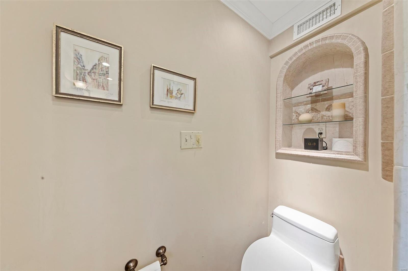 12819 Huntercreek Road St. Louis, MO 63131 - Photo 31 of 67 Gallery Image 31