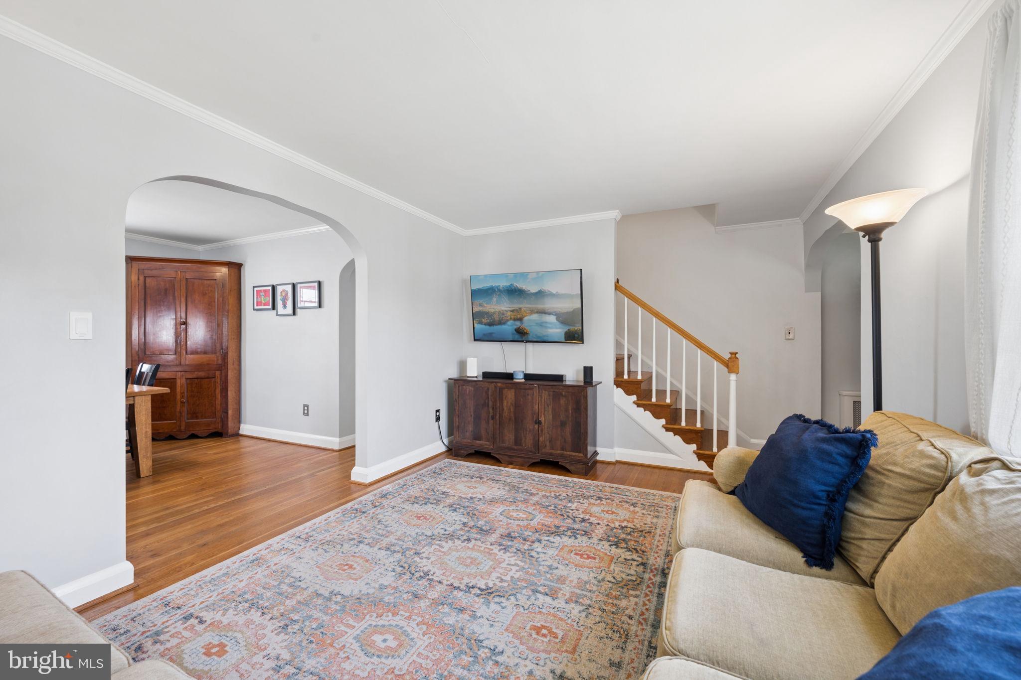 2626 Wentworth Road Baltimore, MD 21234 - Photo 7 of 75 Living room