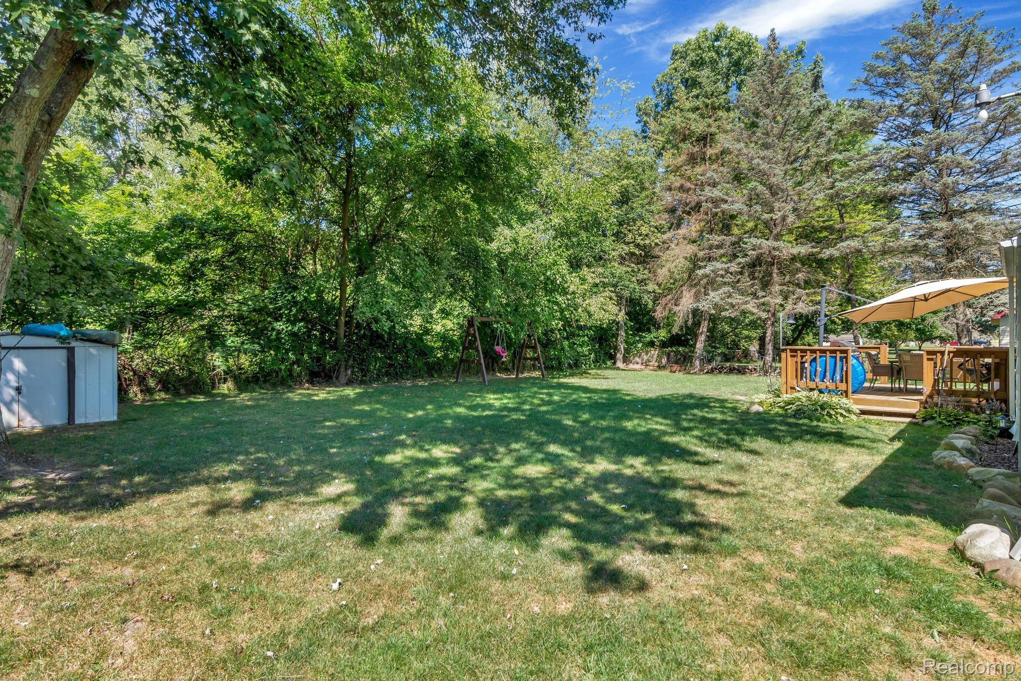 13308 North Road Fenton, MI 48430 - Photo 23 of 30 Gallery Image 23