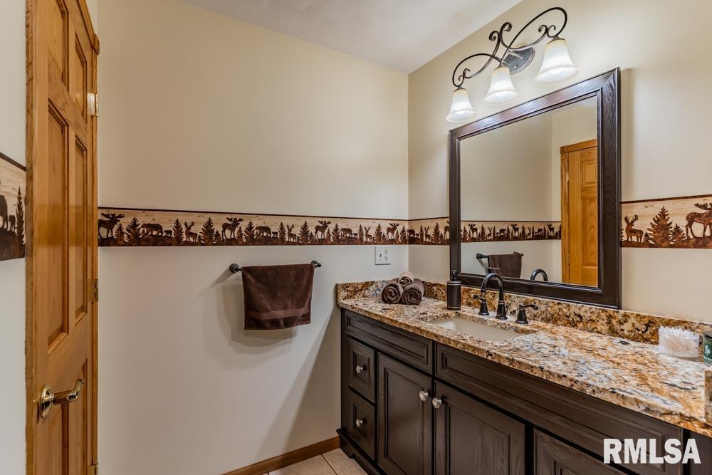 11437 Fuelberth Road Pekin, IL 61554 - Photo 16 of 36 Gallery Image 16