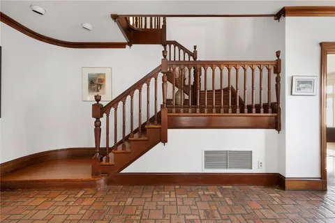 $2,195,000 | 82 Freeman Parkway, Providence, RI 02906