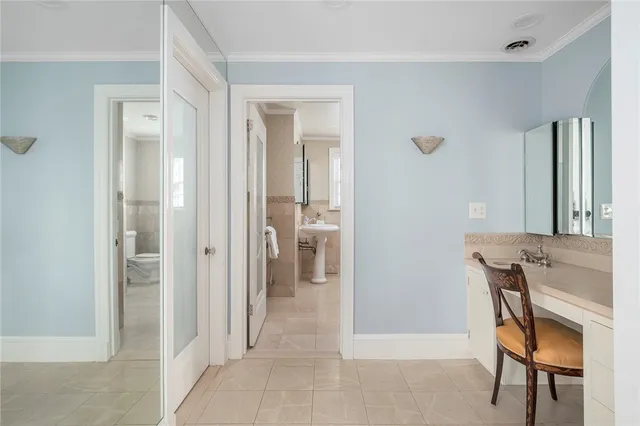 $2,195,000 | 82 Freeman Parkway, Providence, RI 02906