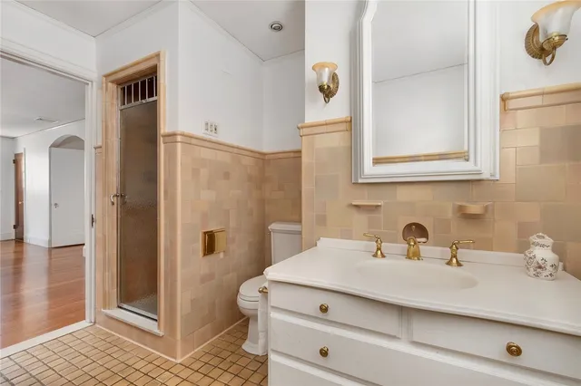 $2,195,000 | 82 Freeman Parkway, Providence, RI 02906