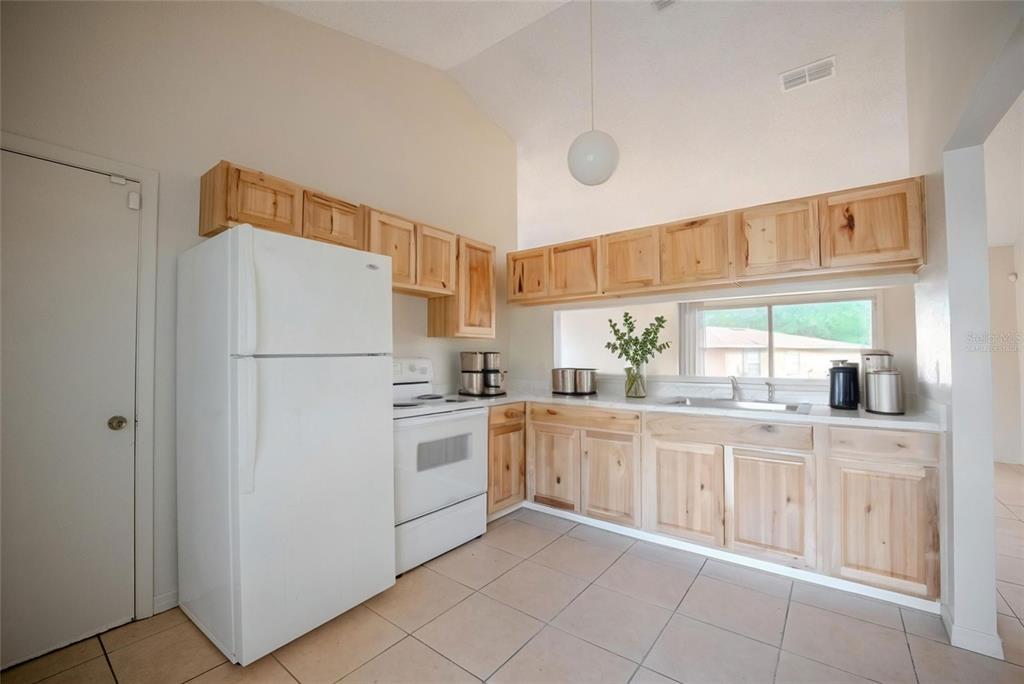 21 Spring Loop Circle Ocala, FL 34472 - Photo 4 of 20