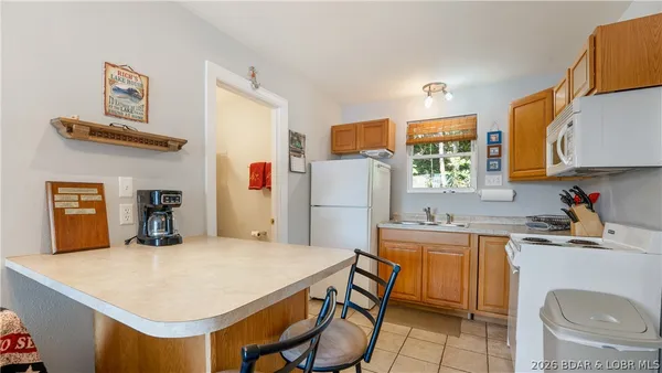 $189,000 | 127 Shorecrest Avenue, Camdenton, MO 65020