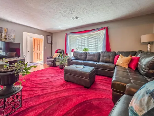 $265,000 | 5766 Hilton Ridge Road, Lithonia, GA 30058