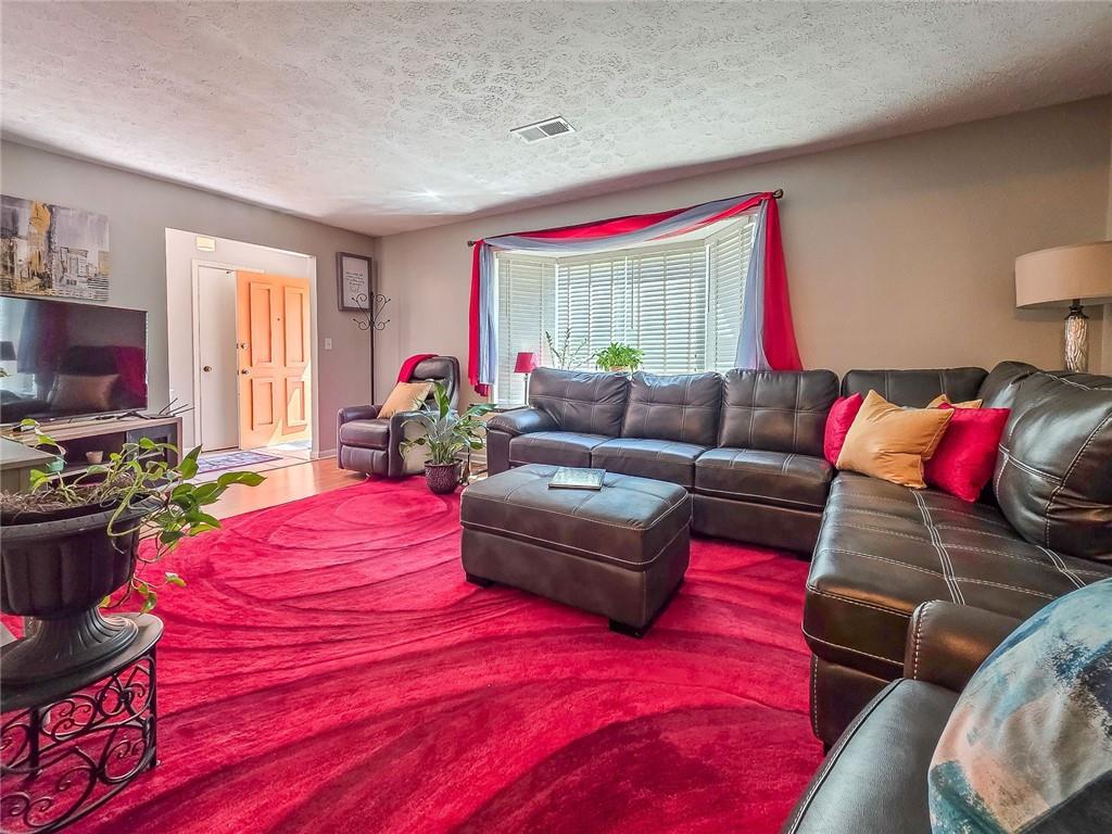 5766 Hilton Ridge Road Lithonia, GA 30058 - Photo 5 of 26