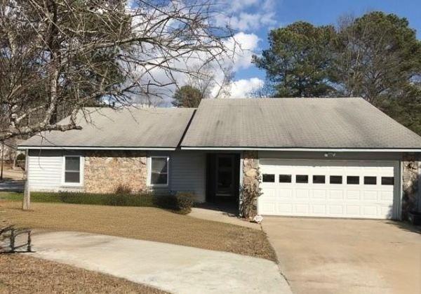 front view of house with a yard