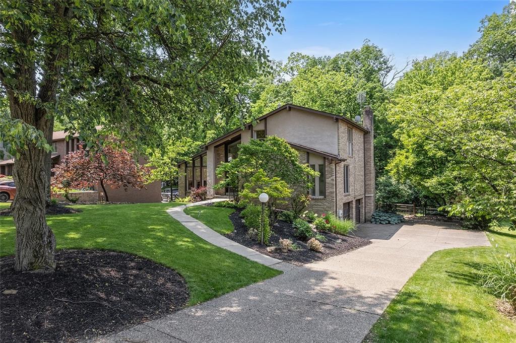 1648 Little Meadow Road Pittsburgh, PA 15241 - Photo 3 of 44 Gallery Image 3