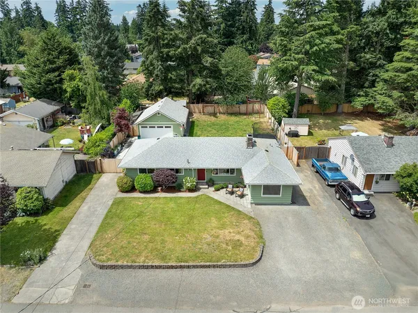 $849,000 | 20818 77th Place West, Edmonds, WA 98026