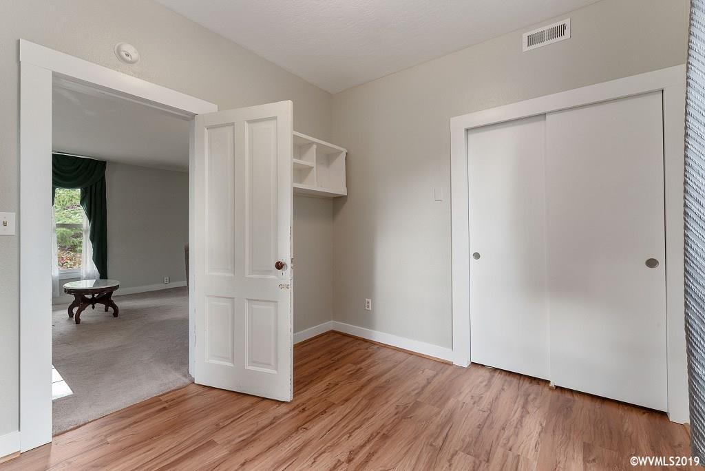 476 Southwest Maple Street Dallas, OR 97338 - Photo 18 of 42 Gallery Image 18