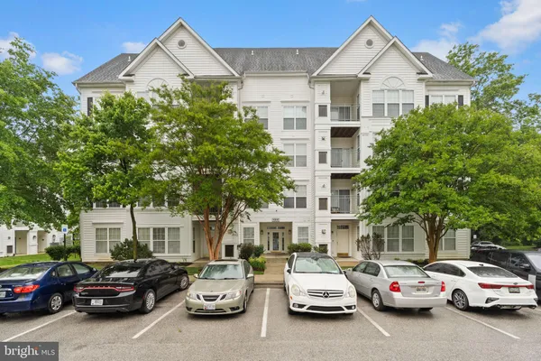 $261,000 | 15616 Everglade Lane, Unit 303, Bowie, MD 20716