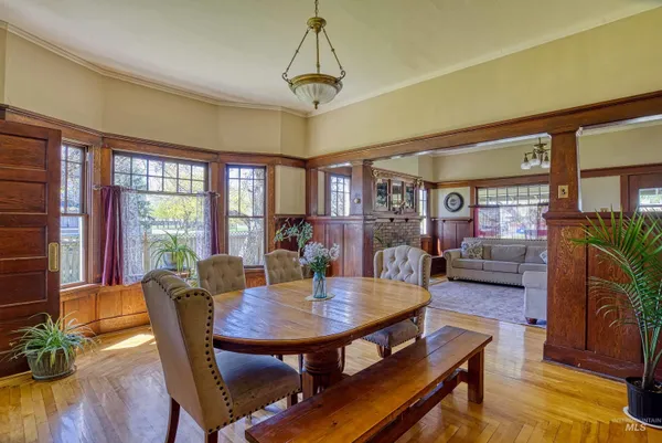 $475,000 | 407 East Main Street, Weiser, ID 83672