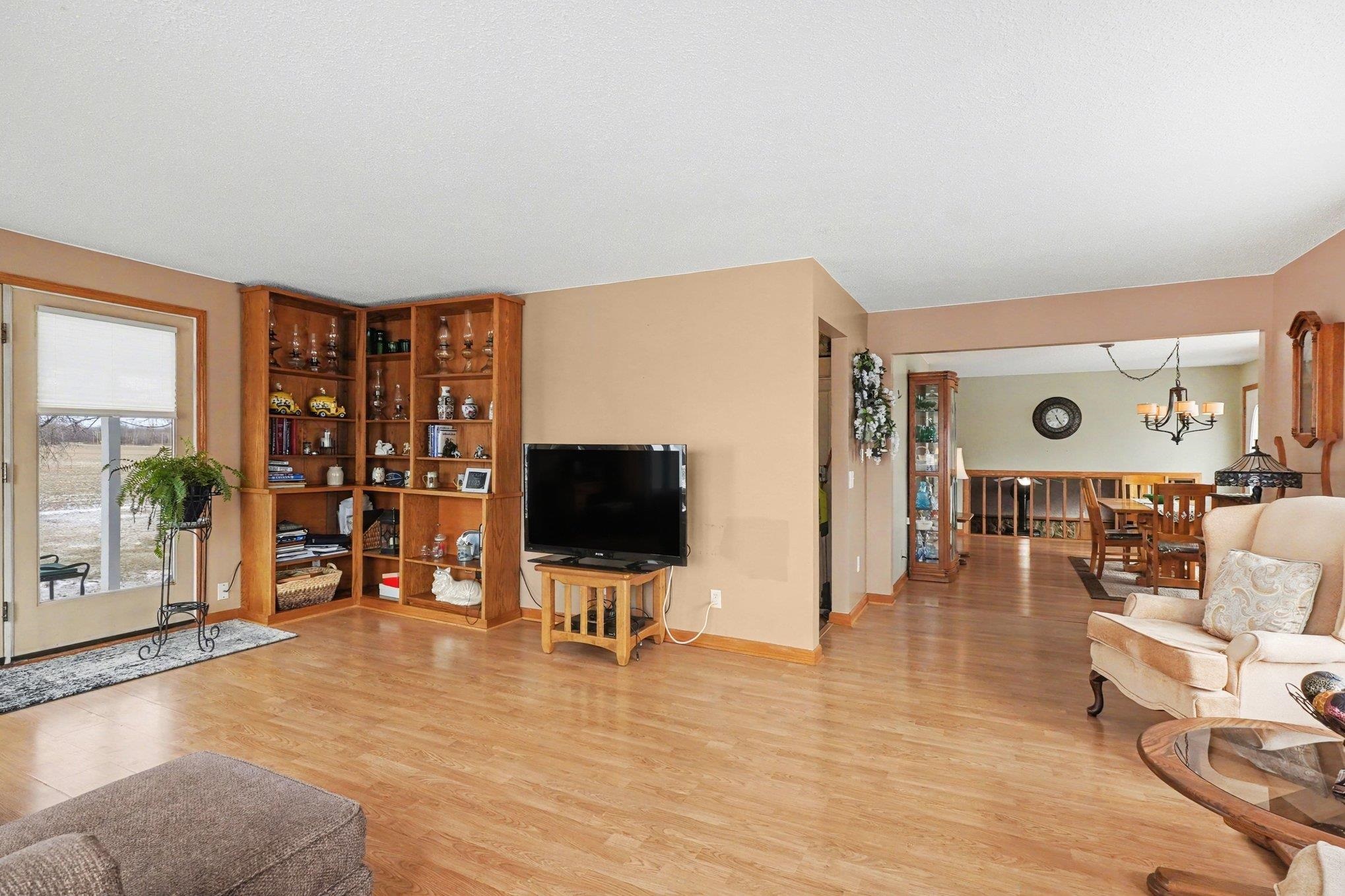 2419 North Tower Beach Road Pinconning, MI 48650 - Photo 5 of 34