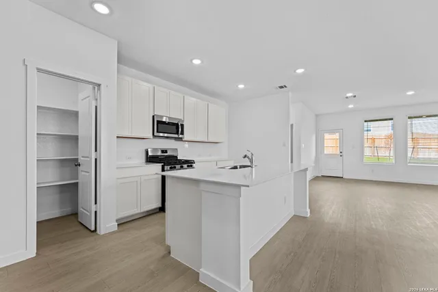 $270,000 | 5007 Mission Tejas Road, Marion, TX 78124