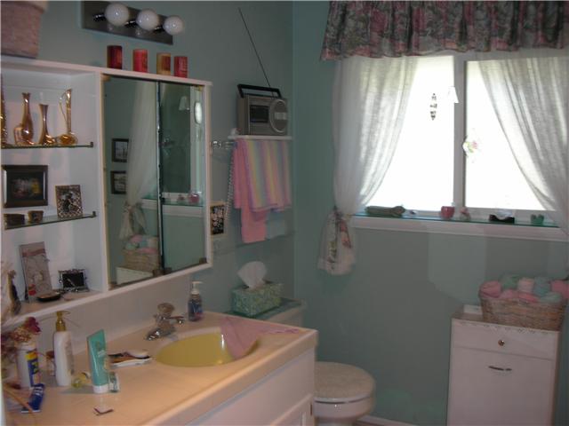 1759 Vía Entrada Fallbrook, CA 92028 - Photo 16 of 25 Gallery Image 16