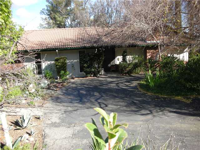 1759 Vía Entrada Fallbrook, CA 92028 - Photo 21 of 25 Gallery Image 21