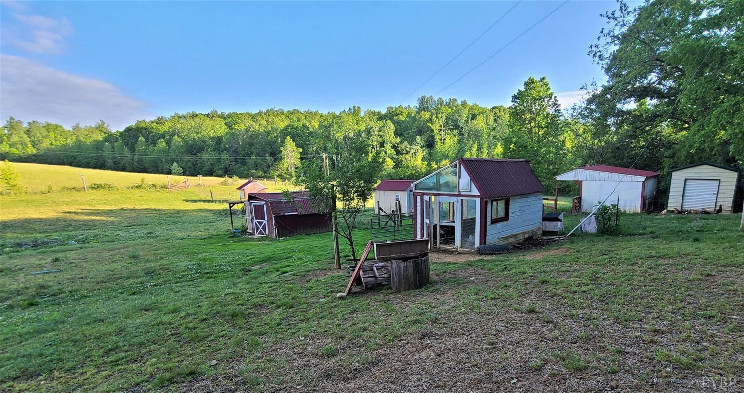 714 Heights School Road Pamplin, VA 23958 - Photo 9 of 43