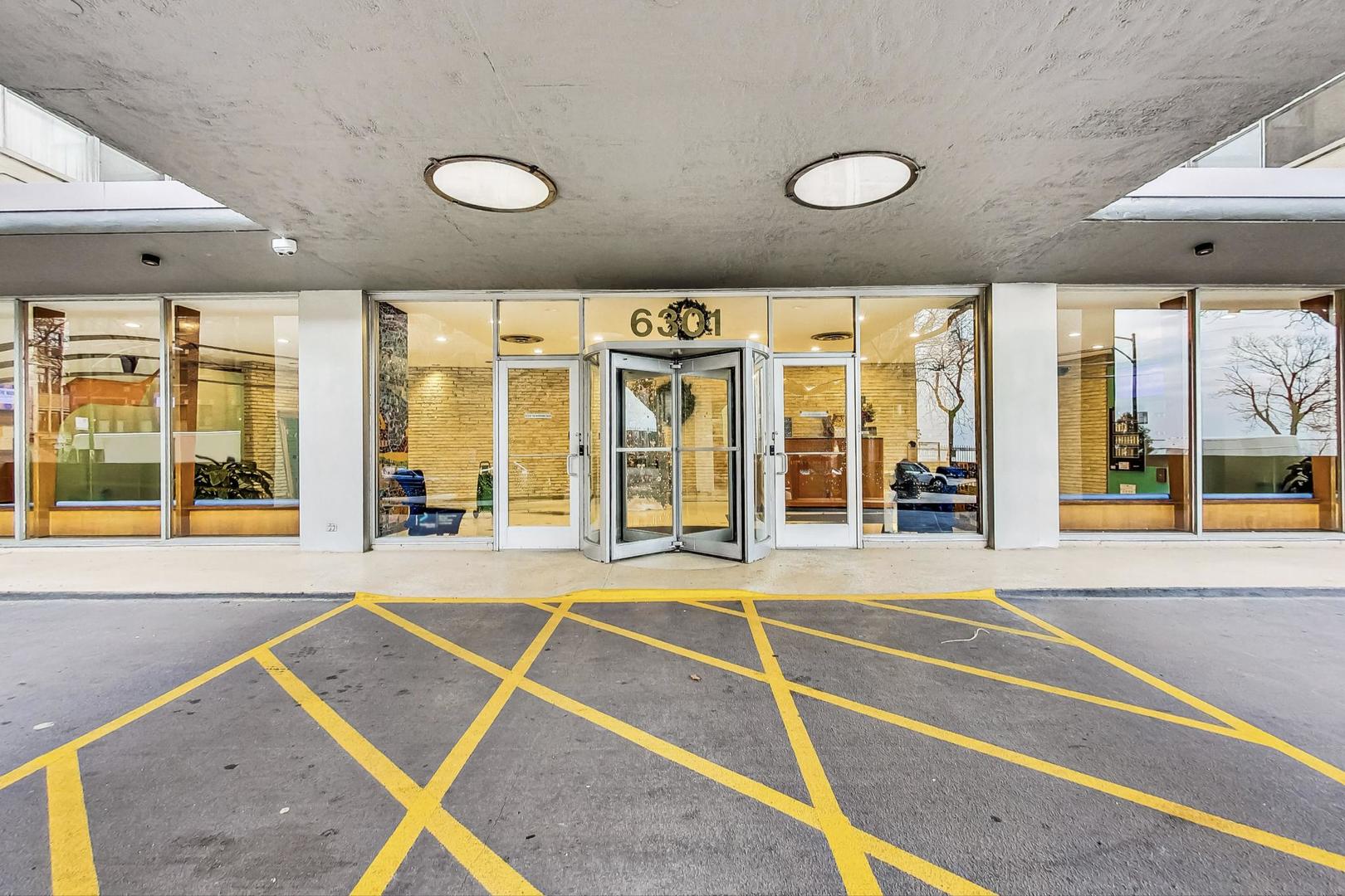 6301 North Sheridan Road, Unit 4A Chicago, IL 60660 - Photo 2 of 63 Gallery Image 2