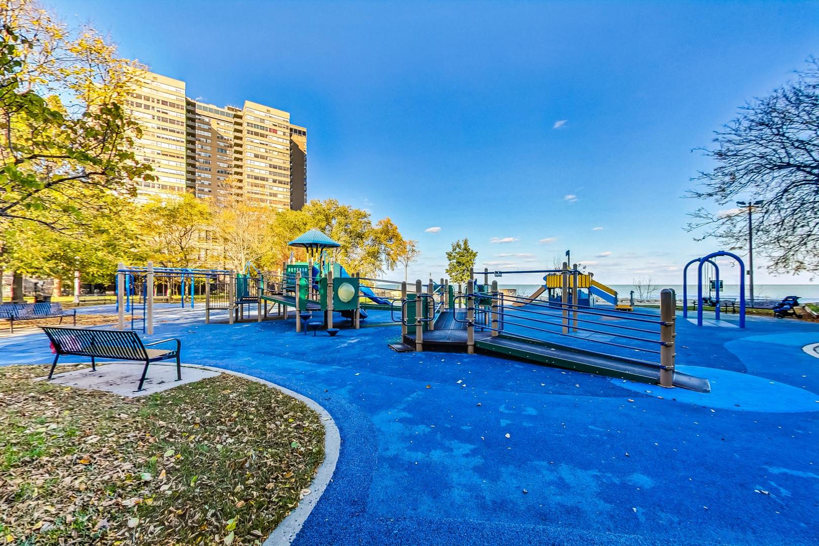 6301 North Sheridan Road, Unit 4A Chicago, IL 60660 - Photo 32 of 63 Gallery Image 32