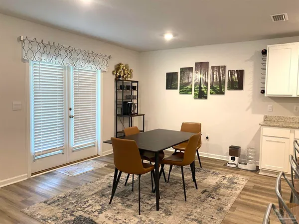 $2,400 | 9845 Beulah Road, Pensacola, FL 32526