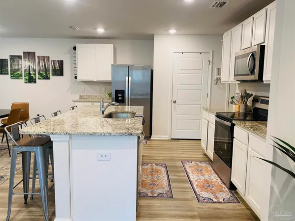 $2,400 | 9845 Beulah Road, Pensacola, FL 32526