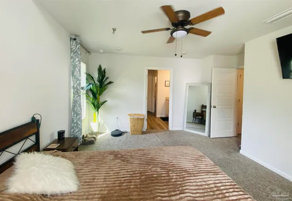 $2,400 | 9845 Beulah Road, Pensacola, FL 32526