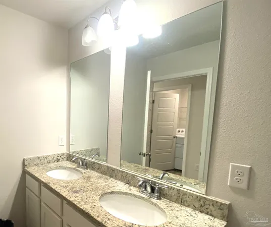 $2,400 | 9845 Beulah Road, Pensacola, FL 32526