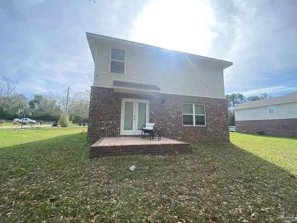 $2,400 | 9845 Beulah Road, Pensacola, FL 32526