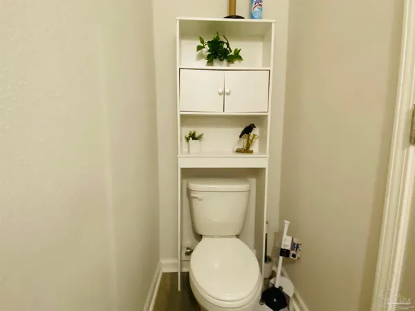 $2,400 | 9845 Beulah Road, Pensacola, FL 32526