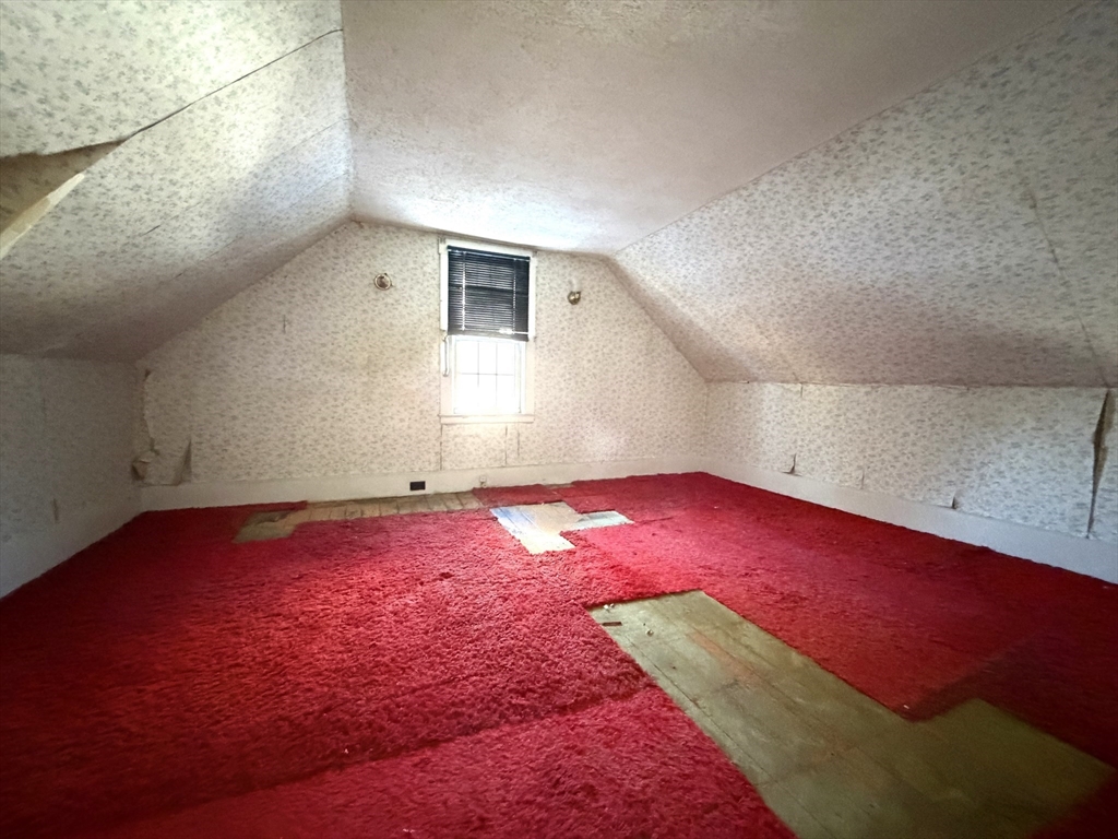 386 June Street Worcester, MA 01602 - Photo 10 of 16 a view of empty room