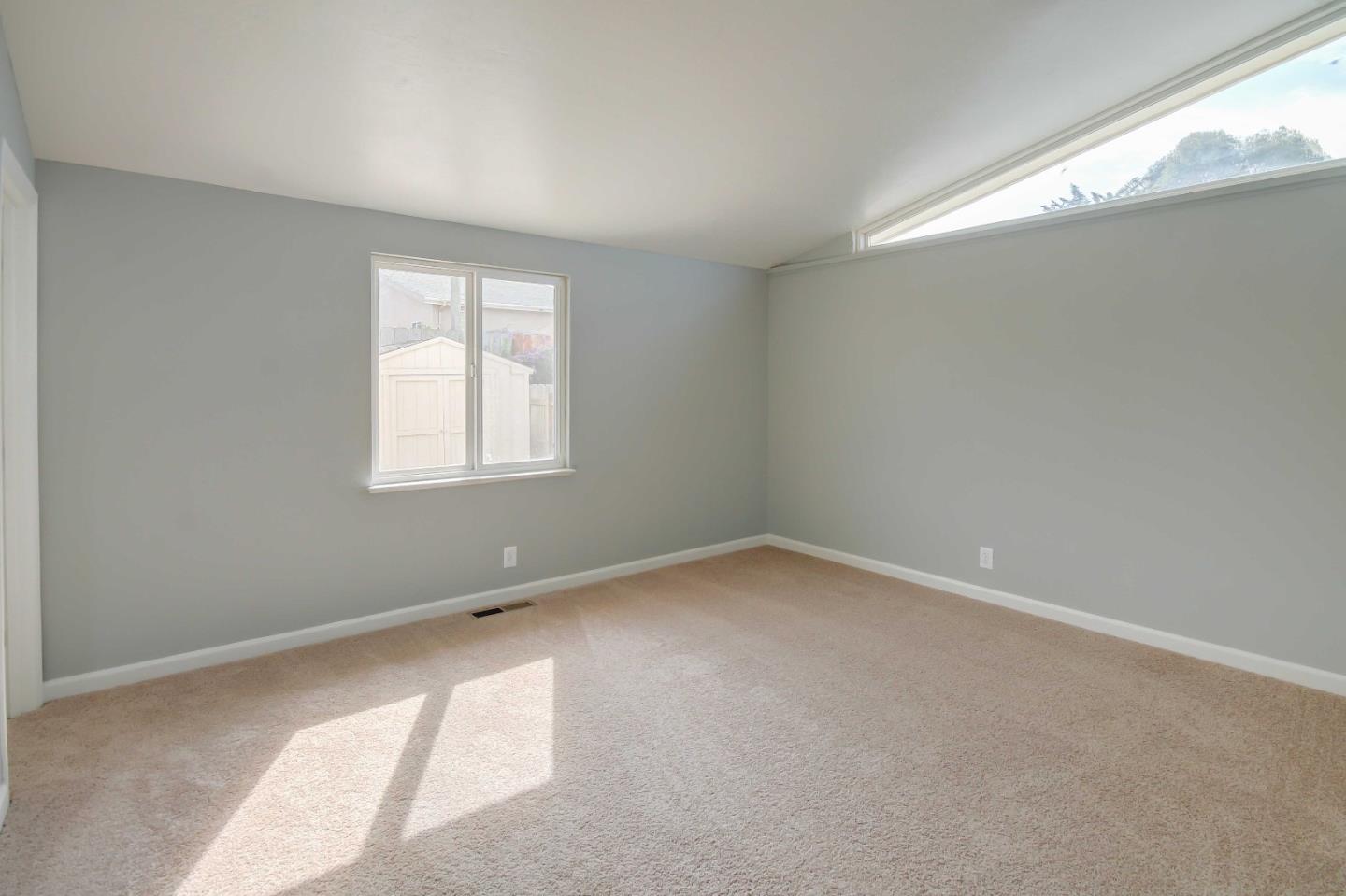 248 Beach Road Marina, CA 93933 - Photo 8 of 12 Gallery Image 8