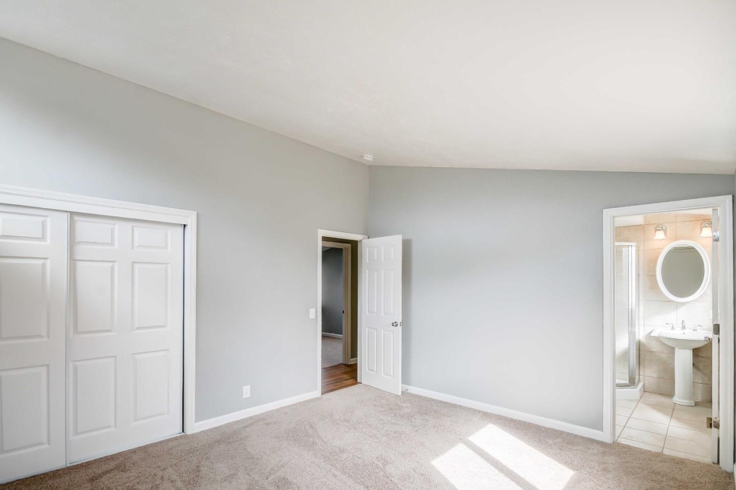 248 Beach Road Marina, CA 93933 - Photo 9 of 12 Gallery Image 9