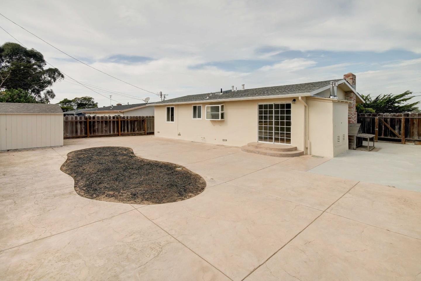 248 Beach Road Marina, CA 93933 - Photo 10 of 12 Gallery Image 10