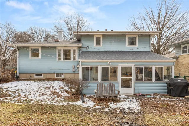 $400,000 | 1019 Pershing Avenue, Wheaton, IL 60189