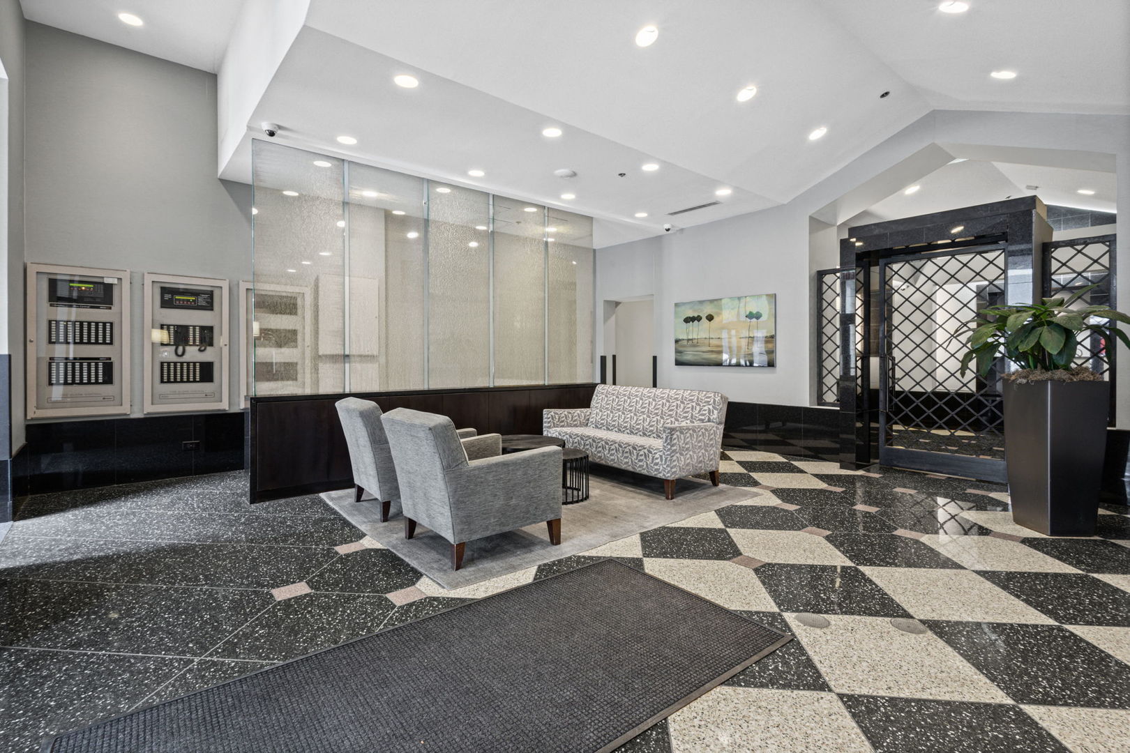 111 West Maple Street, Unit 1807 Chicago, IL 60610 - Photo 4 of 36