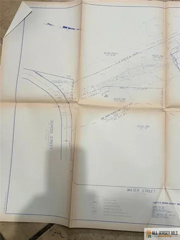 $250,000 | 72 School Street, Piscataway, NJ 08854