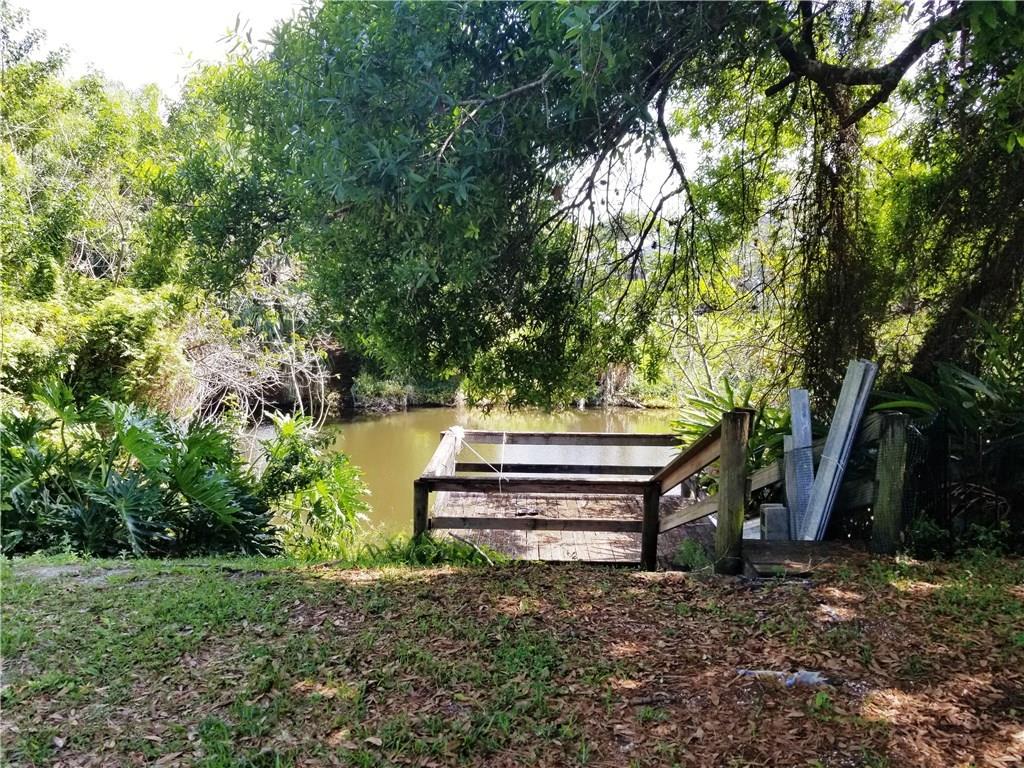 456 Cardinal Trail Stuart, FL 34997 - Photo 18 of 19 Gallery Image 18